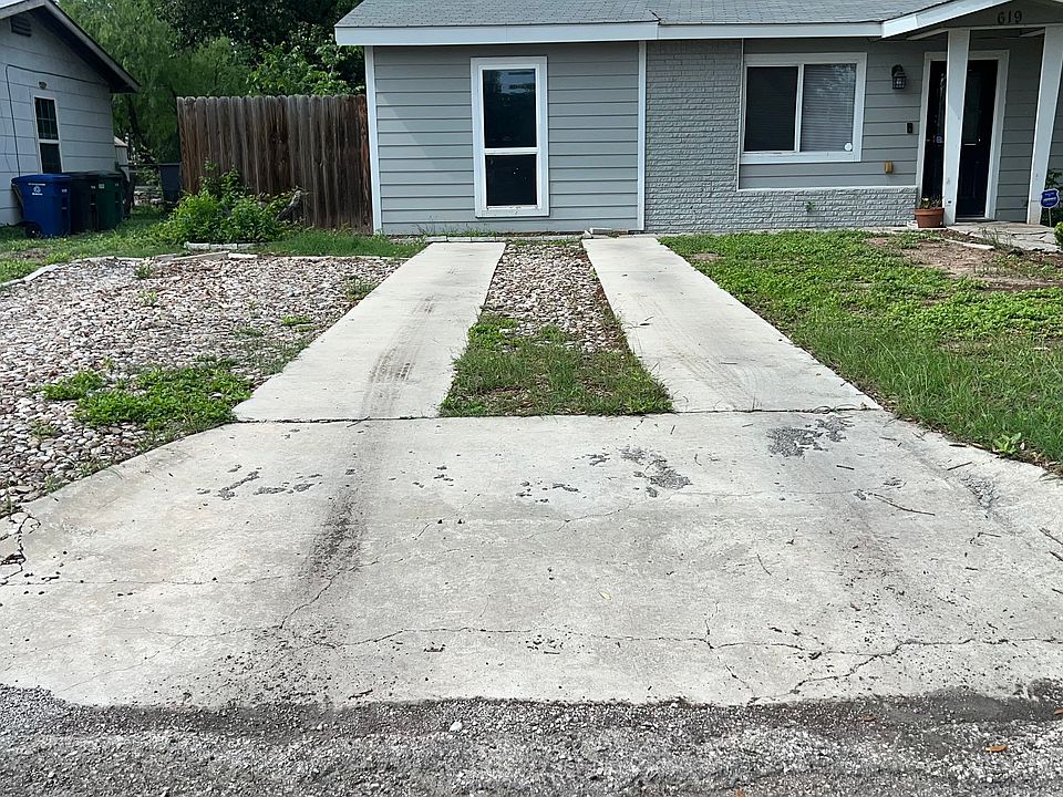 1st image of 619 Rexford Dr