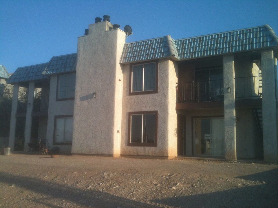 Building/Upstairs Right is Unit