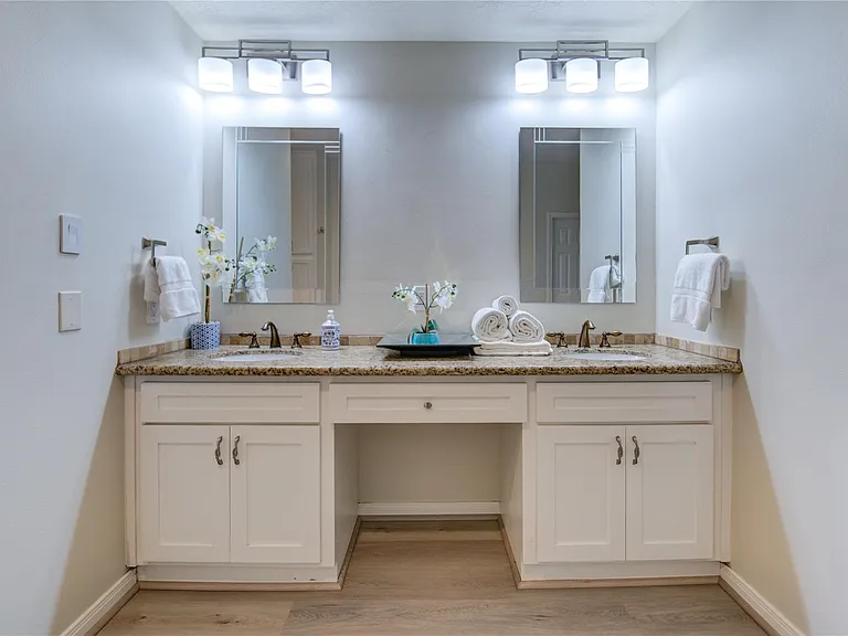 714 Last Arrow Dr — Photo 31