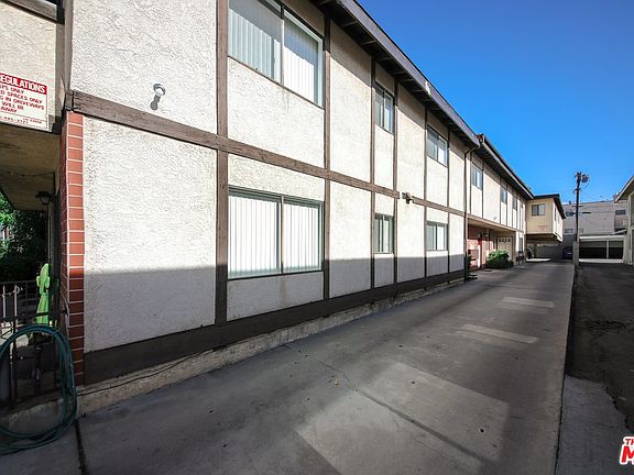 5th image of 4484 Murietta Ave