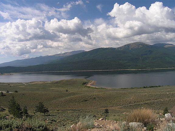 3rd image of 256 Twin Peaks Dr