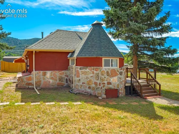 405 N Baldwin St, Woodland Park, CO 80863