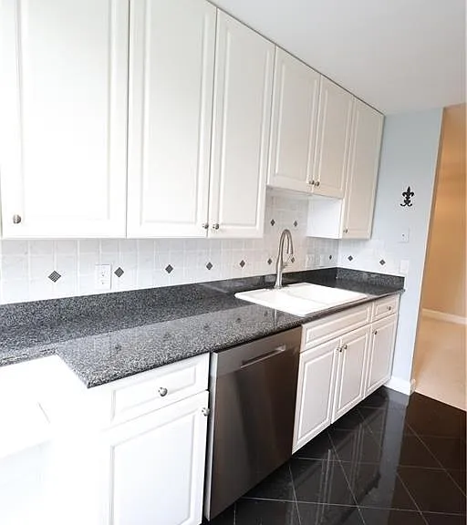 195 14th St NE #1105 — Photo 9
