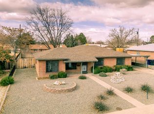 2215 Inez Dr NE, Albuquerque, NM 87110