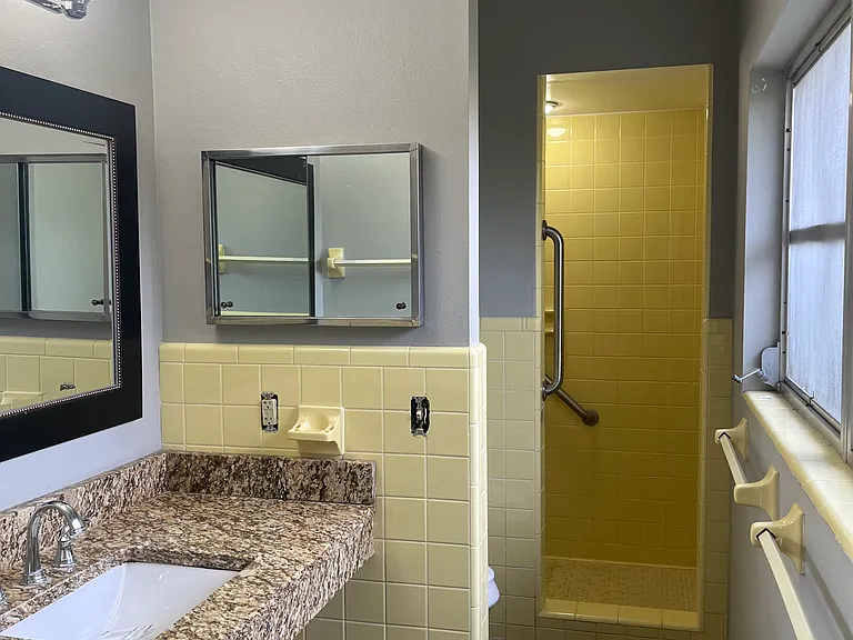4727 Elaine Pl — Photo 17