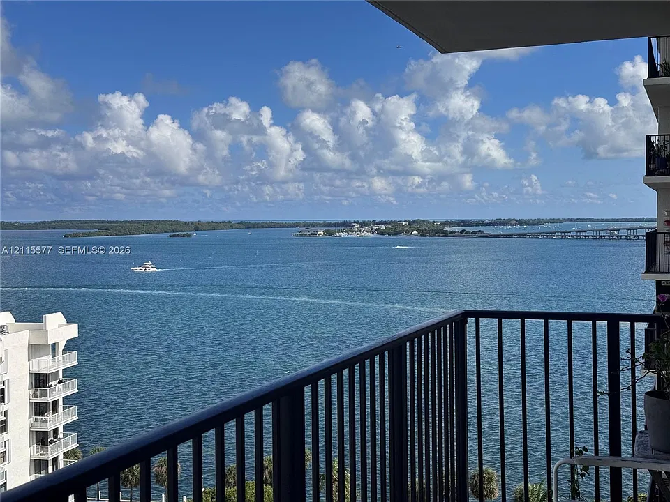 1450 Brickell Bay Dr #1509