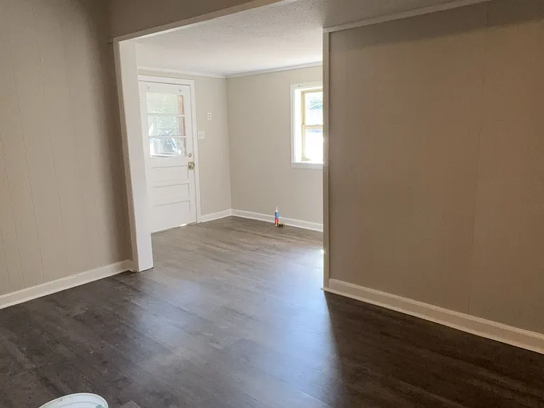 226 Church St — Photo 11