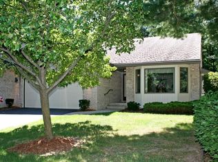 705 Shorefront Cir UNIT 705, Midland, MI 48640