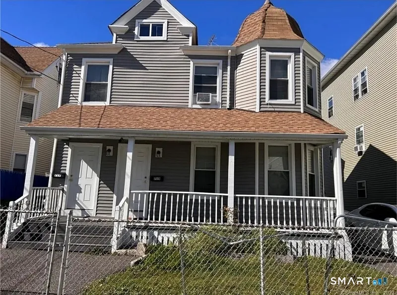 715 Noble Ave