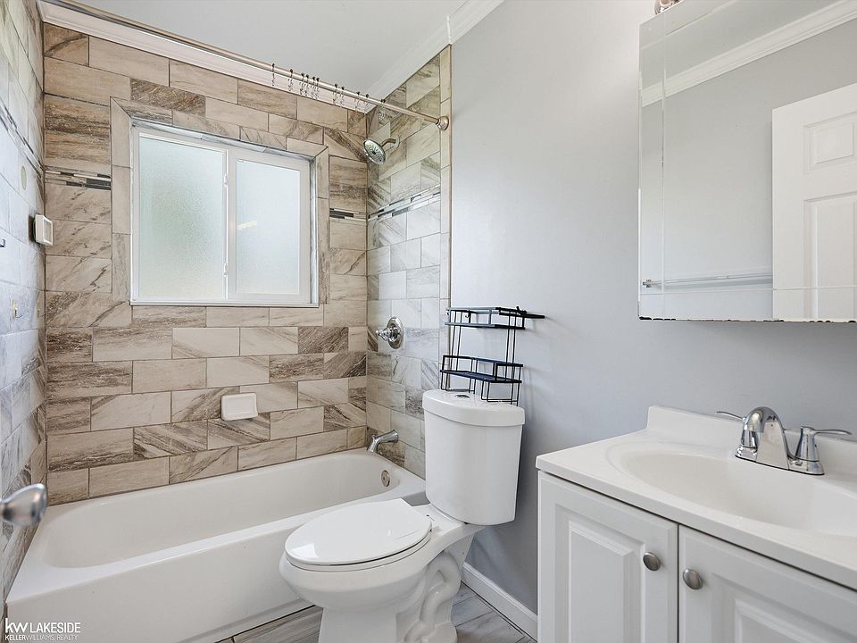 25030 Wagner Ave, photo 9