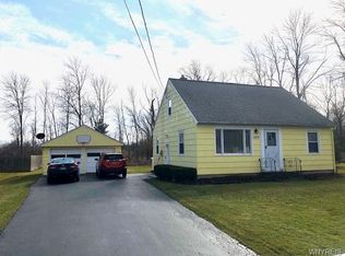 2828 Stenzel Ave, North Tonawanda, NY 14120