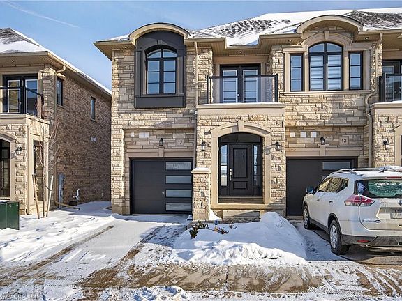 2nd image of 675 Victoria Rd N #12