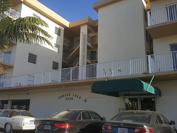 5th image of 3536 NE 168th St #4