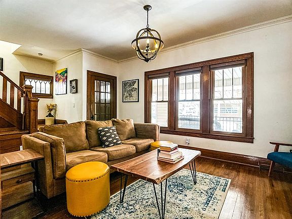 4th image of 1317 Windermere Rd