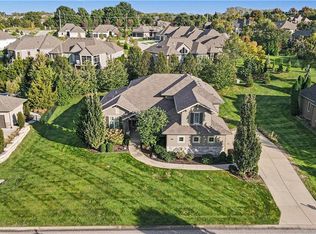 10812 W 153rd St, Overland Park, KS 66221