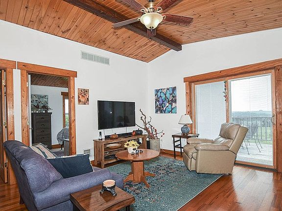 5th image of 3138 W Mitchell Rd