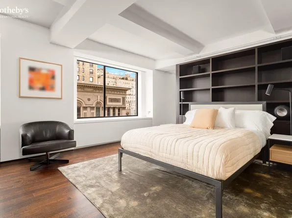 230 Central Park West image 20 of 26