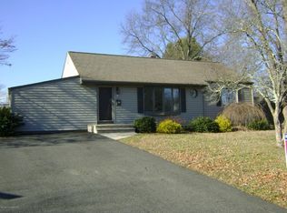 1 Hedden Pl, Middletown, NJ 07748