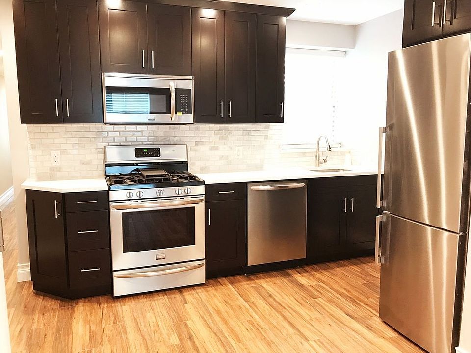 1st image of 2826 47th St APT 1