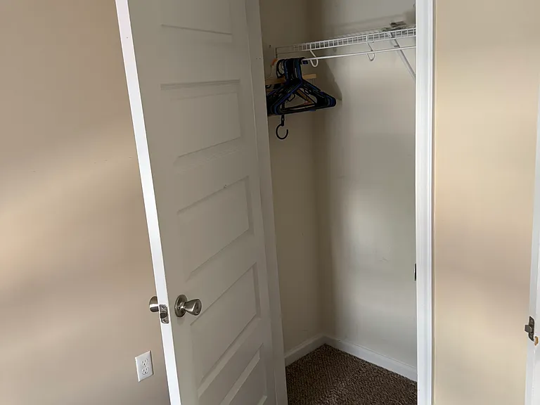 110 Aaron Pl — Photo 9