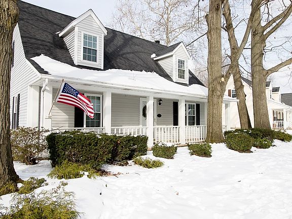 3rd image of 6737 Connecticut Colony Cir