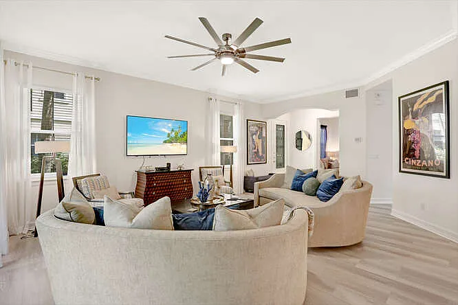 2847 Tiburon Blvd E #101-1 — Photo 40