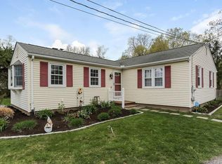 103 Valley View Dr, Meriden, CT 06450