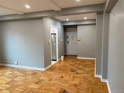 11 Metropolitan Oval APT 7D, Bronx, NY, 10462