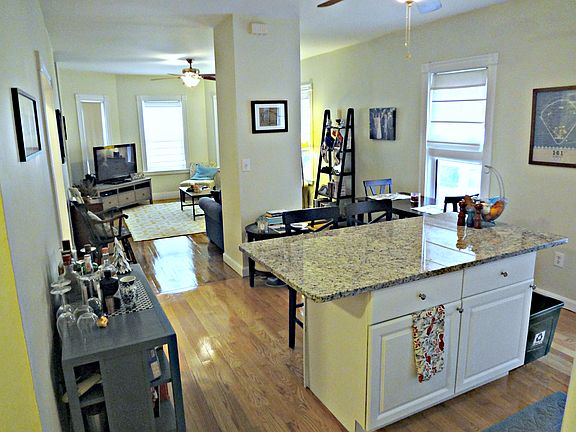 3rd image of 30 Forbes St #1