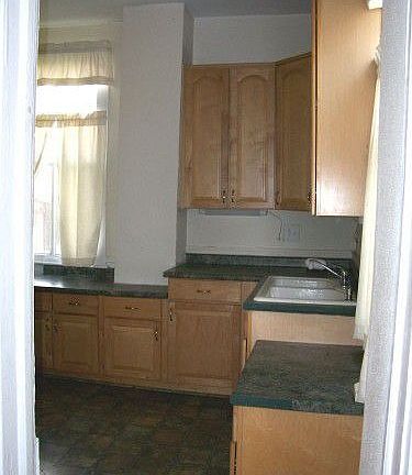 5th image of 202 E Church St