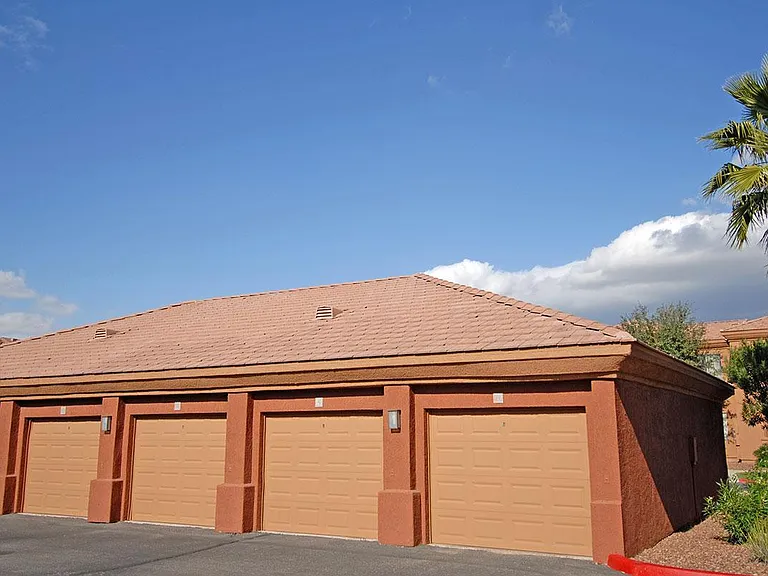 Summerlin Villas — Photo 39