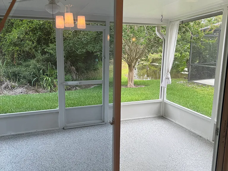 371 Augustine Ct — Photo 44