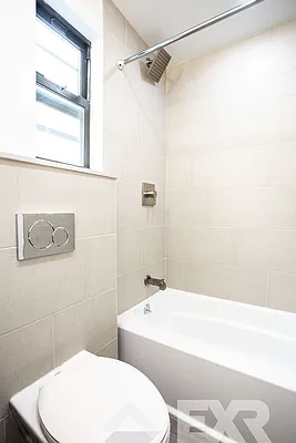 Rented by EXR | media 22