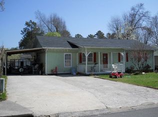 1544 Margaret Cir, Dalton, GA 30721
