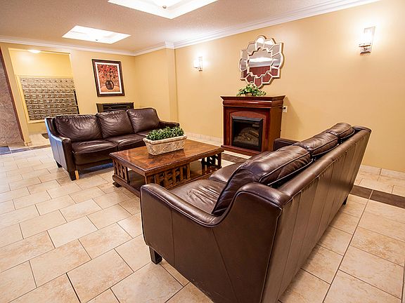 5th image of 50 Capulet Ln #388083