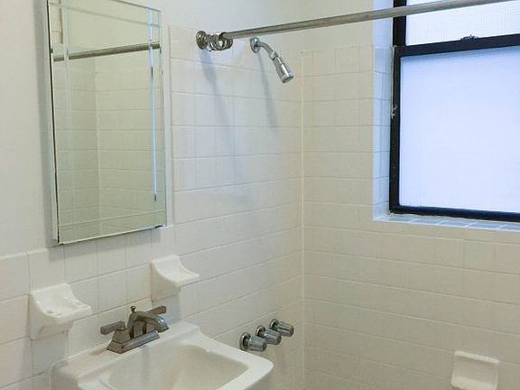 5th image of 1949 7th Ave APT C4