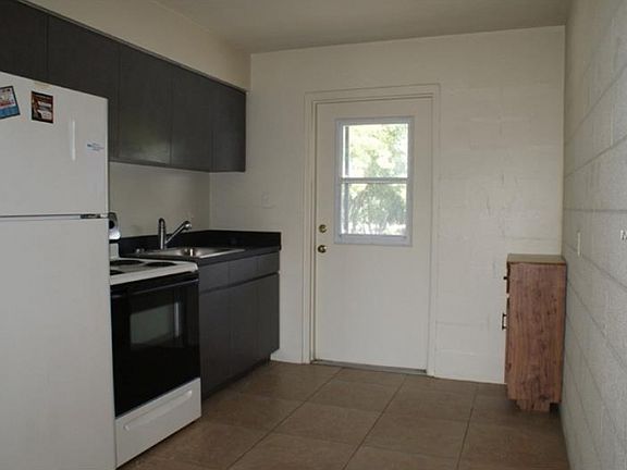 3rd image of 832 Symonds Ave APT 5