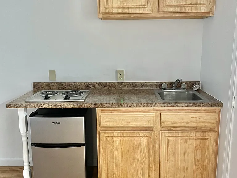 854 Beacon St #2 — Photo 3