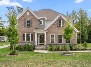 8867 Bakersfield Dr, Kernersville, NC 27284