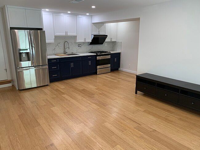 1st image of 572 Verducci Dr