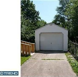 4th image of 49 Lawson Ave
