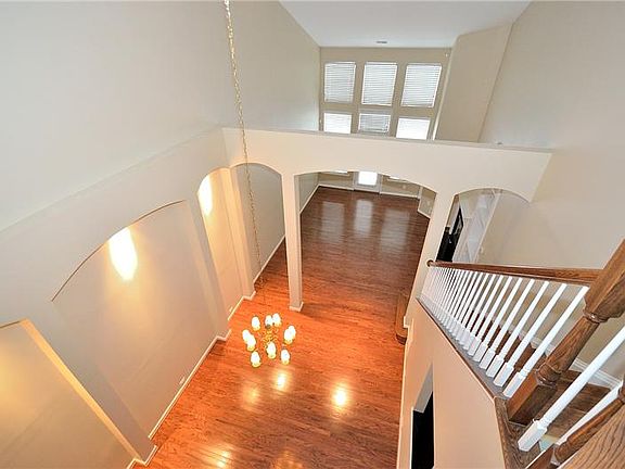 2nd image of 20905 Royal Villa Ter