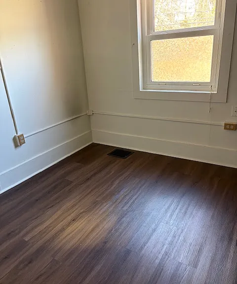 105 Forest St #3 — Photo 13