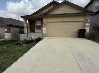 10407 Macoun, San Antonio, TX 78252