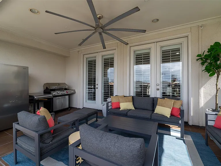 4008 Barnes St — Photo 39