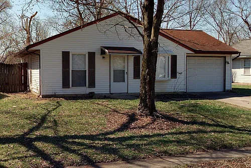 3304 Colony Hill Ln Photo 1
