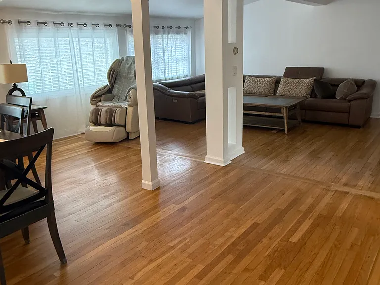 82 Sherry Ln — Photo 6