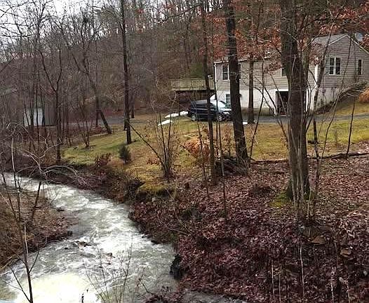 2nd image of 3837 Graces Cabin Rd