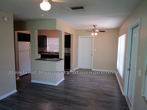 2nd image of 10203 N 23rd St