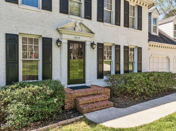 1917 Hamrick Dr, Raleigh, NC 27615